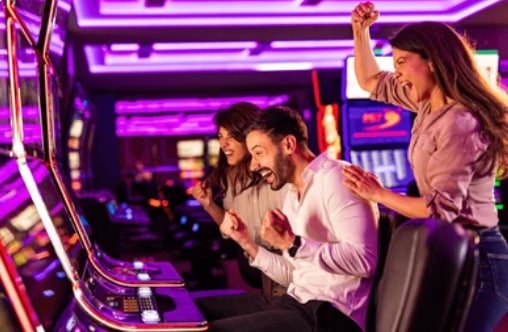 Esports Dota 2 ပွဲကြီး m7spin Sportsbook တွင် လောင်းကစားသောမြင်ကွင်း