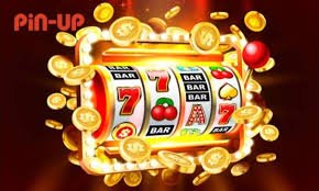 m7spin ဘင်ဂို ကစားသမားများ Live Bingo Room တွင် ဘင်ဂိုကတ်ကိုင်ကာ ကစားနေသောမြင်ကွင်း
